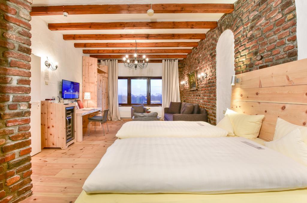 Hotel Land Gut Hoehne Mettmann Buitenkant foto